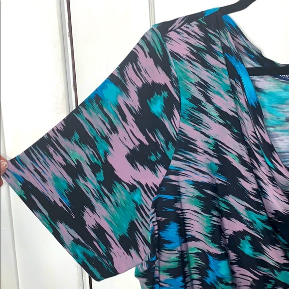 The Limited Short Sleeve Blouse - Picture 2 of 5